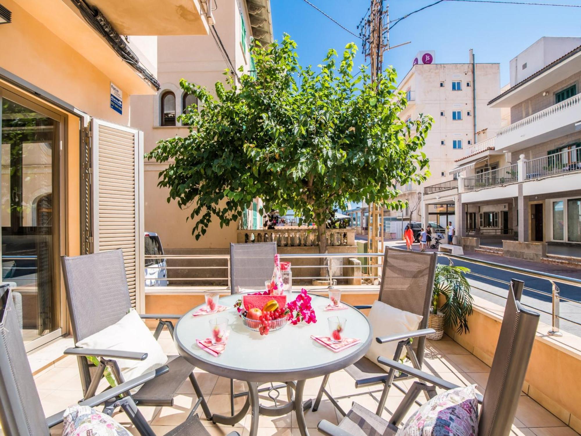 For 10 Guests Near *
