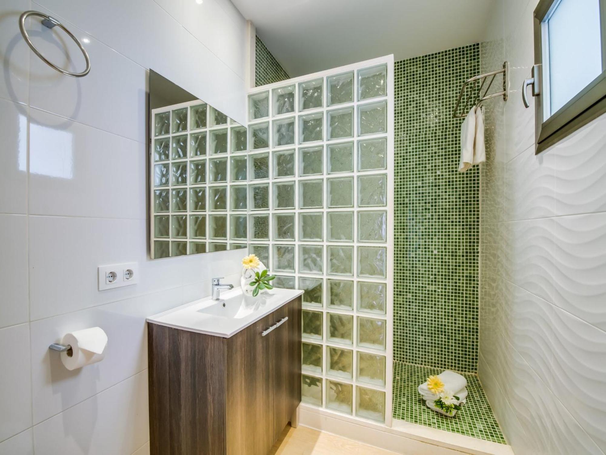 For 10 Guests Near *
